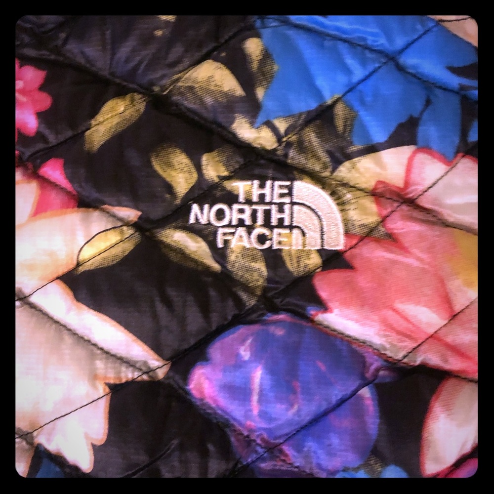 North Face women’s vest